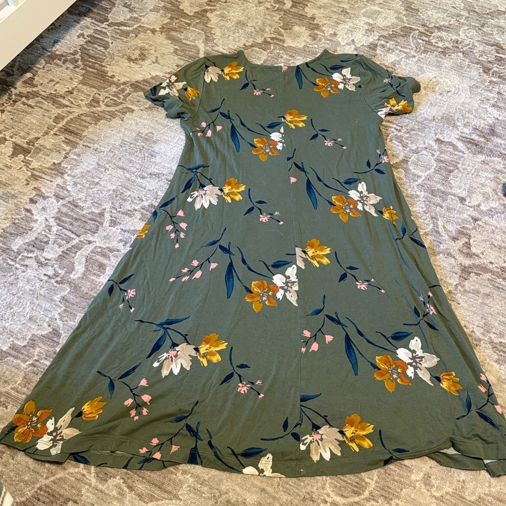 Old Navy Green Floral Dress